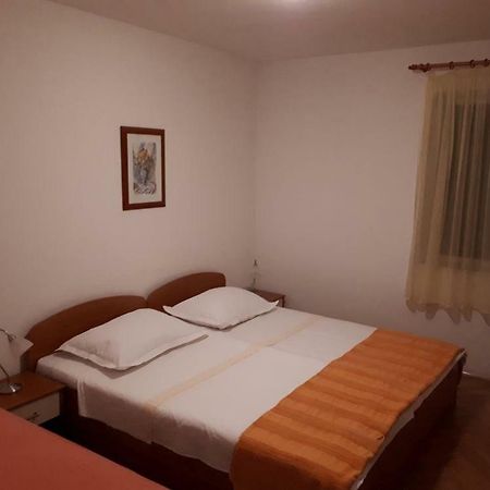 Apartamento Pavlinovic Jure Makarska Exterior foto